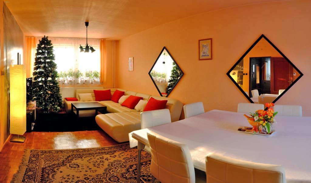 Hotel 7 Star Wishes Liptovský Hrádok Zewnętrze zdjęcie